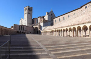 San Francesco, l’olio per la lampada votiva arriva dalla Sardegna