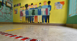 Polizia: una canzone con Red Canzian per la riapertura delle scuole ǀ Video