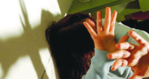 Cagliari, continue vessazioni nei confronti della compagna: scatta il divieto di avvicinamento