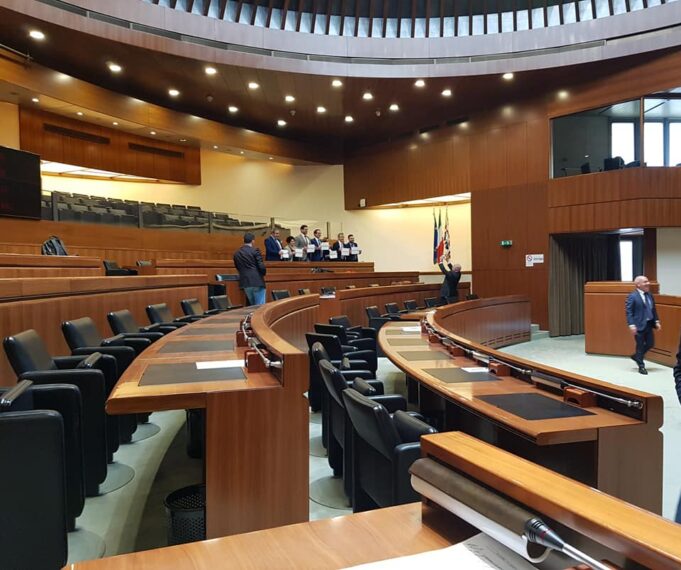 Consiglio regionale: Progressisti, 500 emendamenti al Dl 107, “Vergognoso” consiglio-regionale