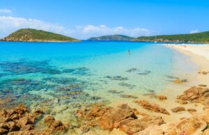 Mal di Sardegna/1 L’Isola si spopola anche nelle coste