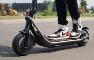 Monopattini: giro di vite del Comune | Ecco le nuove regole