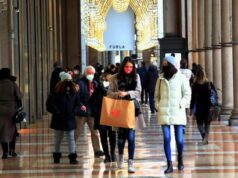 Super Green pass, sì della Confesercenti: l’importante è salvare il Natale