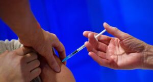 Vaccini, i giovani sardi primi in tutta Italia