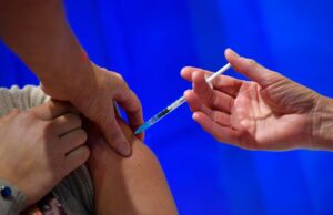 Vaccini, i giovani sardi primi in tutta Italia