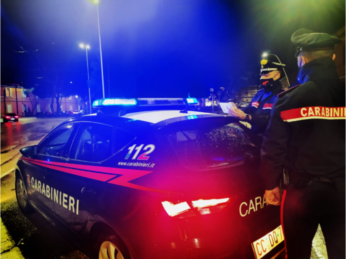 Dolianova: sorpreso con una dose di cocaina e multato per violazione del coprifuoco