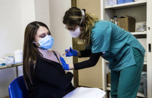 La Sardegna è tra le regioni col più basso numero di personale scolastico vaccinato