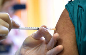 Non è vero che i giovani non vogliono vaccinarsi coronavirus vaccino
