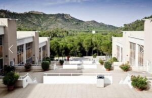 Il CRS4 stabilizza 16 precari storici: “Necessario per guardare al futuro” Sede CRS4