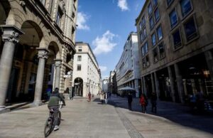 Covid in Italia: 3.937 nuovi positivi e 121 vittime. Tasso positività 1,5%