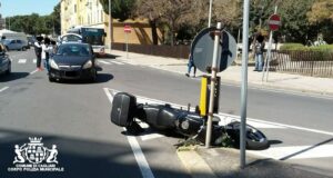 Cagliari, incidente auto-moto a Is Mirrionis: ferito un centauro