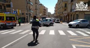 Cagliari, scontro tra scooter e auto: un ferito