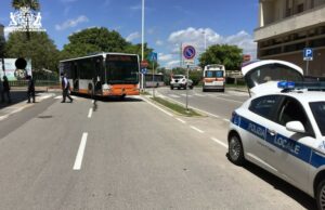 Incidente nel quartiere Fonsarda a Cagliari: pedone investito da pullman Ctm