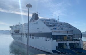 Assurdo a Olbia: chiudono i nipoti nel bagagliaio per viaggiare in nave Grimaldi