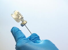 Covid, ad Pfizer: “Ipotesi vaccino annuale contro coronavirus”