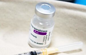 AstraZeneca: vaccino associato a sviluppo trombosi. Nuovo consulto Ema