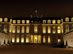 Francia: uomo tenta di entrare all’Eliseo con una molotov