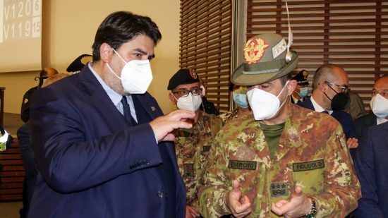 Covid, Solinas e Figliuolo inaugurano il nuovo hub per le vaccinazioni alla Fiera di Cagliari hub