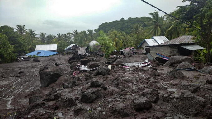 Indonesia: inondazioni su isola di Flores, 44 morti