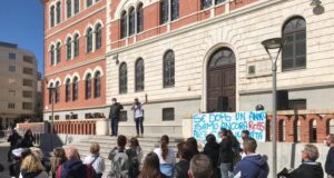 Cagliari, in piazza per chiedere la riapertura di bar e ristoranti