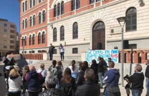 Cagliari, in piazza per chiedere la riapertura di bar e ristoranti