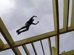 Grave dopo volo da balcone, 17enne faceva parkour