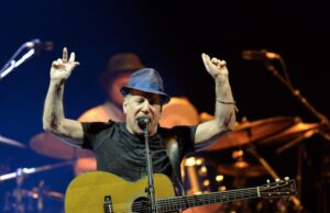 Paul Simon vende alla Sony 60 anni di musica