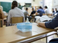 Green pass, vaccini e disorganizzazione: l’anno scolastico rischia un inizio nel caos scuola