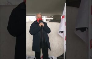 Cagliari, prosegue la protesta degli ambulanti sotto il Palazzo del Consiglio Regionale