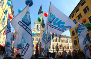 Lavoro, tour nazionale dell’Ugl: “Con pandemia tagli e stipendi sempre più bassi”