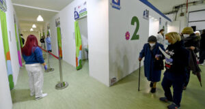 Covid, Italia: vaccinato con richiamo il 39% degli over 80 Vaccini