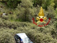 Ozieri, perde controllo dell’auto e finisce in una scarpata: un morto