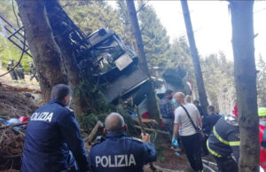 Freno disattivato volontariamente. Tre arresti per la strage di Mottarone