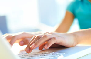 Covid, quattro patologie a carico e niente vaccino: il caso di un’insegnante 53enne