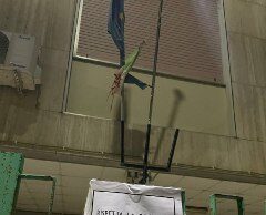 Sardegna: manifesti di Casapound contro il degrado del Tricolore