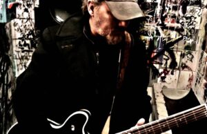 Musica, morto il chitarrista dei Karma To Burn