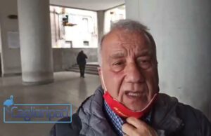 Cagliari, ambulanti in piazza: “Vogliamo lavorare”