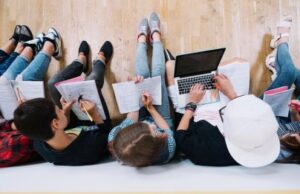 Scuola, ritorno alla dad? Docenti e genitori: “Proposta inutile e dannosa”