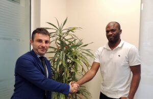 Suazo nuovo allenatore del Carbonia: “Qui per portare risultati positivi”