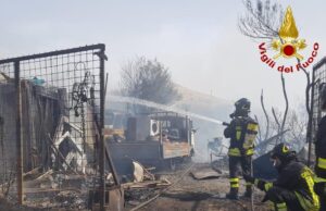 Rogo a Settimo San Pietro: esplode bombola gpl, coinvolte auto in sosta