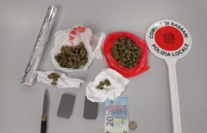 Sassari, spacciavano nei giardini pubblici: due arresti