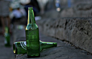 Olbia: pugno duro di Nizzi, vietati alcolici per strada