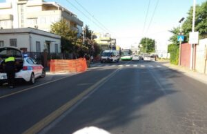 Cagliari: investe con la moto pedone sulle strisce pedonali, ferita una donna