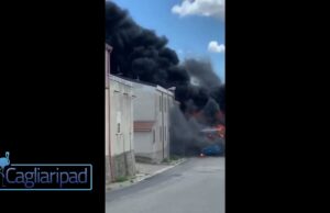 Pullman dell’Arst in fiamme, panico a bordo del mezzo