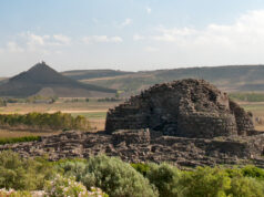 Barumini, a Pasqua 3500 visite | Solinas: “Gestione virtuosa del patrimonio sardo”
