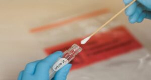 Covid, preoccupa in Sardegna la diffusione della variante Delta: schizza sopra l’1 Rt