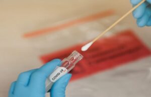 Covid, preoccupa in Sardegna la diffusione della variante Delta: schizza sopra l’1 Rt