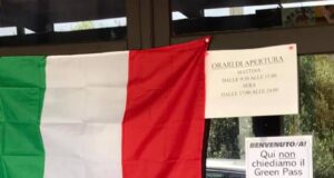 Covid: è rivolta contro green pass nei locali, Sardegna in prima linea