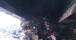 Sant’Elia, a fuoco maxi discarica di rifiuti. Polastri: “Spazzatura è piaga da curare”