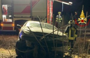 A Putzu Idu esce di strada con l’auto, che si ribalta: ferito grave all’ospedale